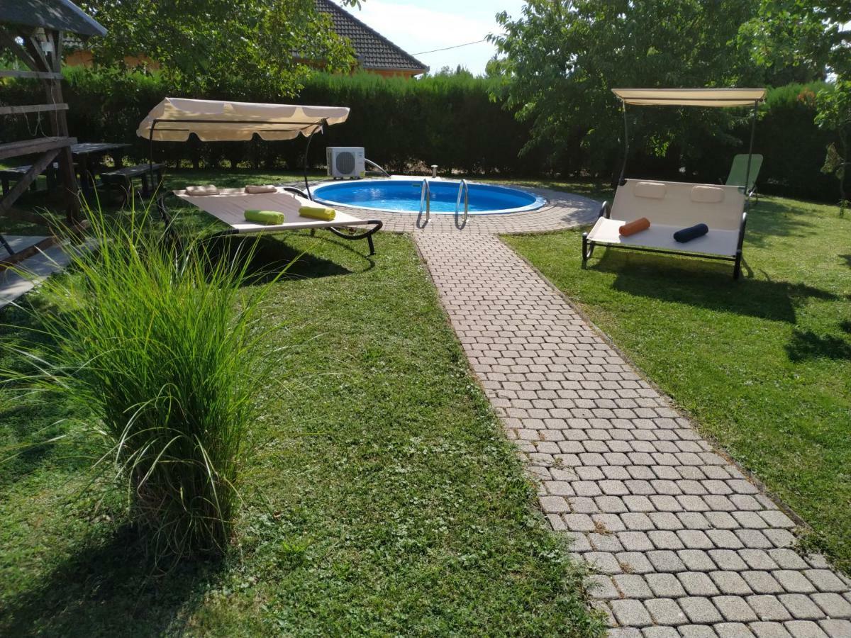 Orient Relax Garden Apartment Keszthely Exterior photo